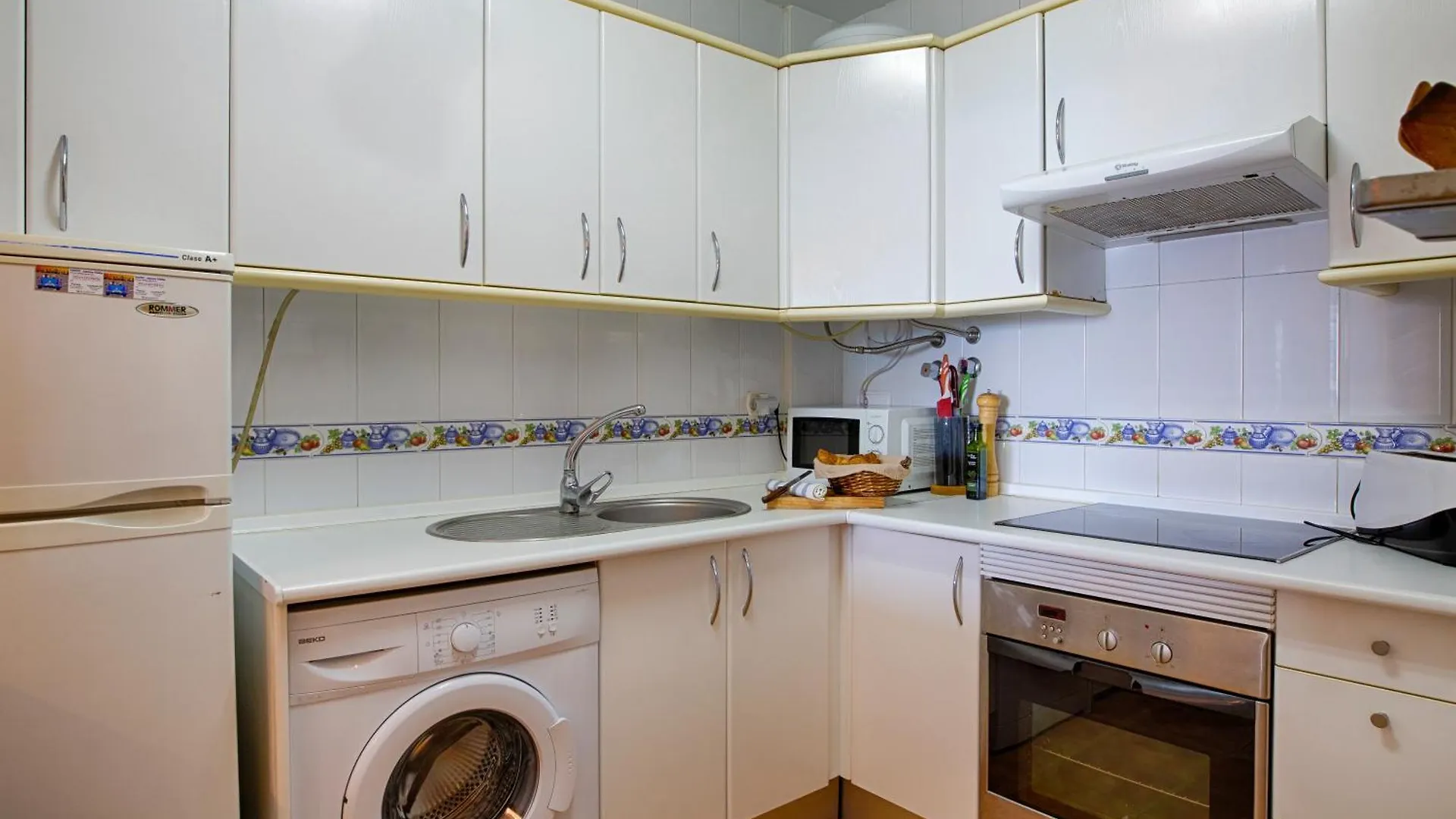 מארבלה Apartamento Milenium דירה